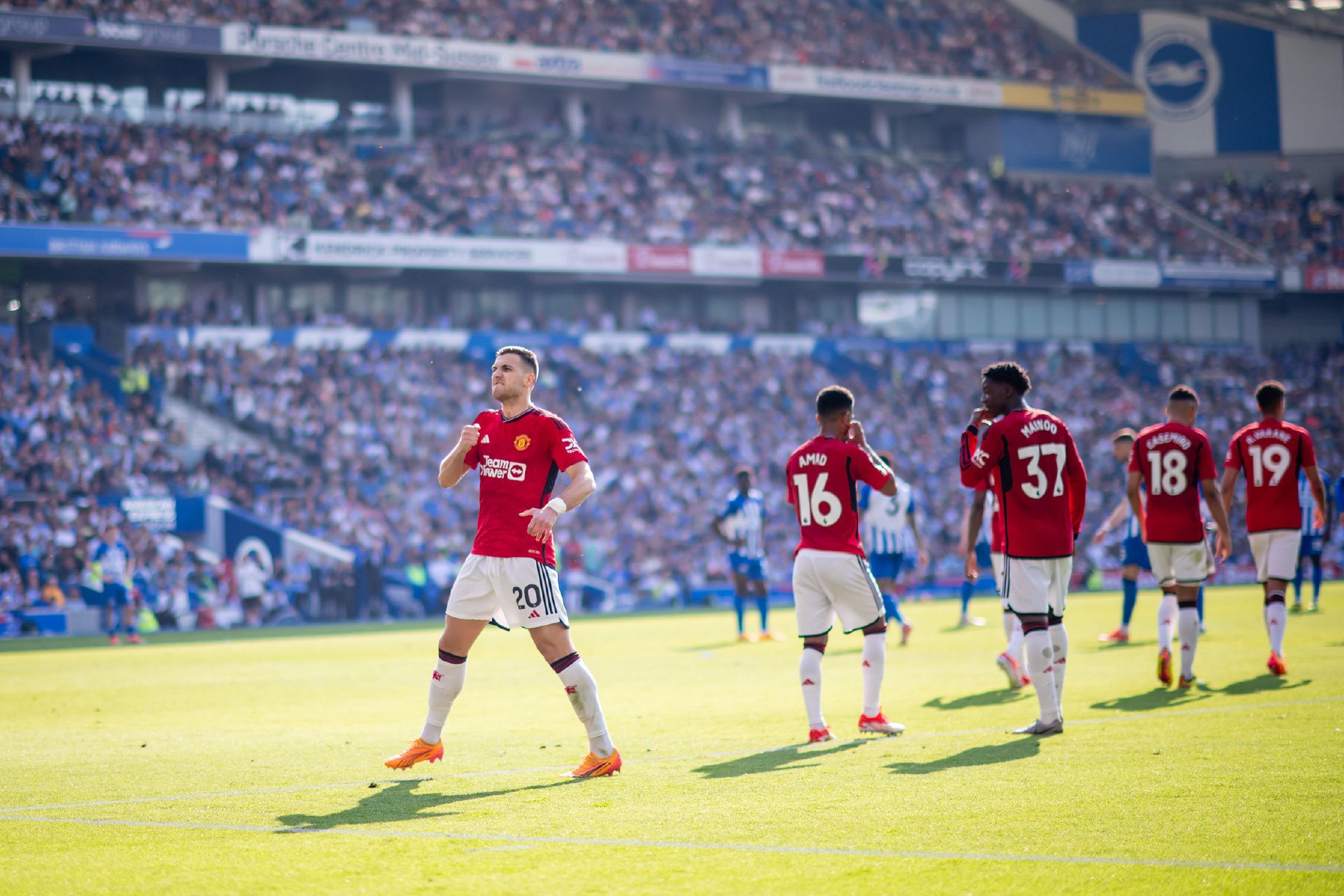 市场瞬息万 市场瞬息万