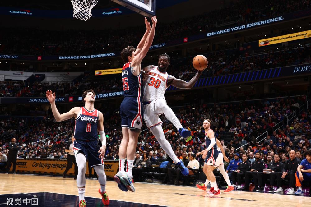 亚历山大 亚历山大