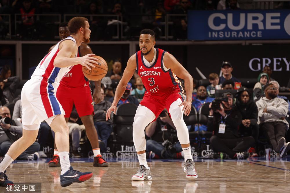 两位首发球 两位首发球